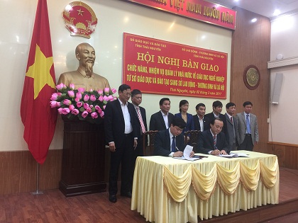 Tỉnh Thái Nguyên chính thức bàn giao chức năng quản lý nhà nước về giáo dục nghề nghiệp từ Sở Giáo dục và Đào tạo sang Sở Lao động - Thương binh và Xã hội